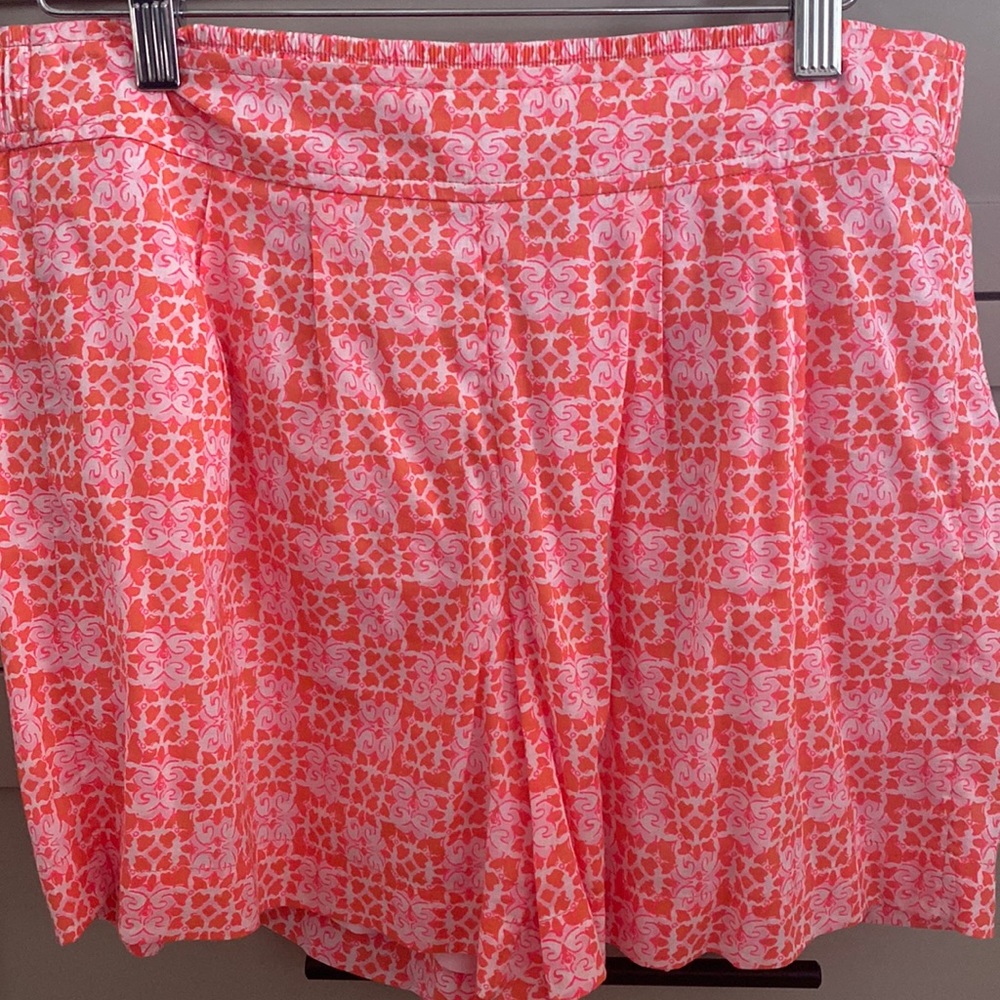 Vineyard Vines soft & comfortable lined shorts. Cotton/Rayon. Worn once